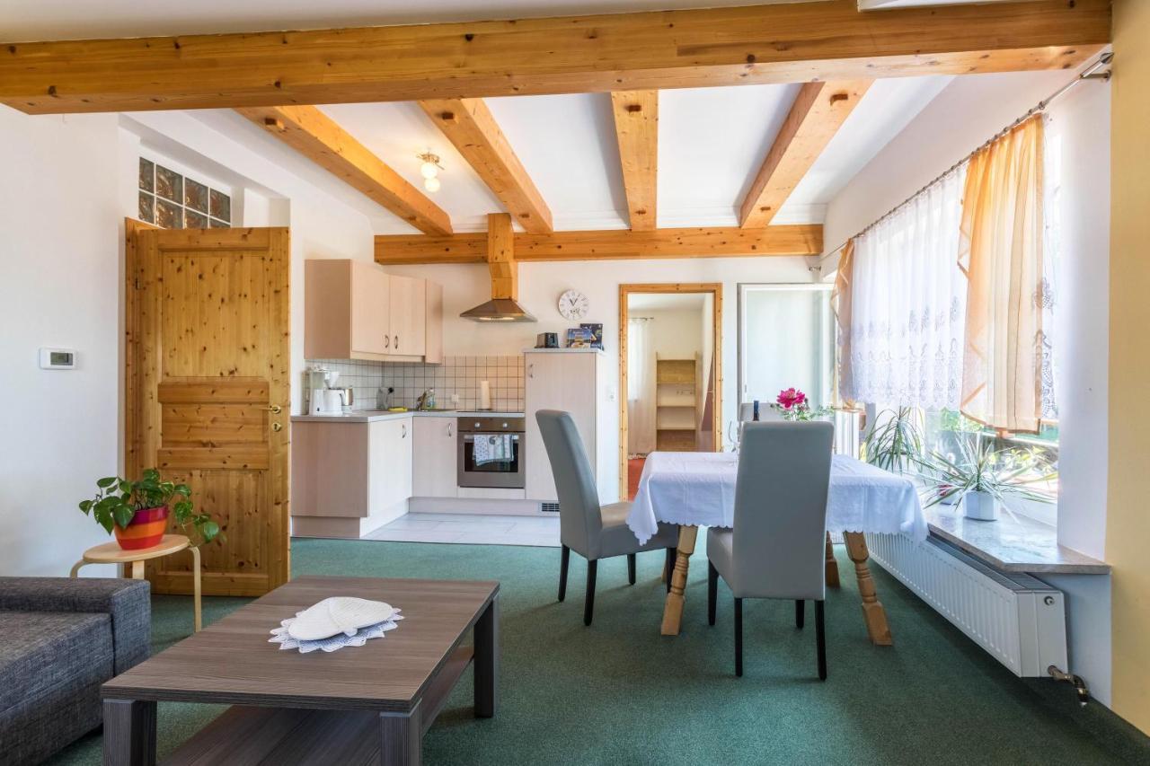 Fewo Im Gaestehaus Maximilian Eggelsberg Exteriér fotografie